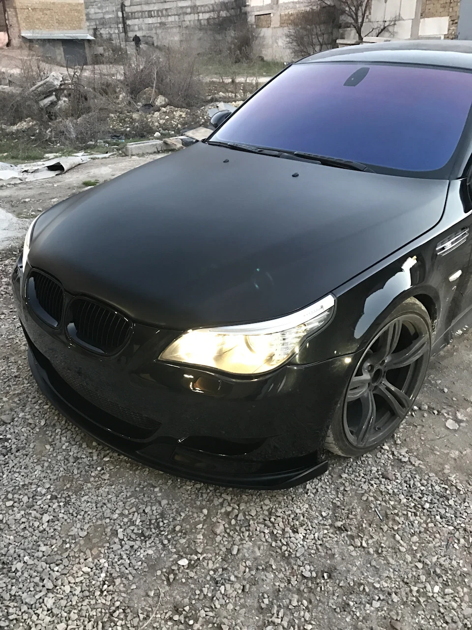 Невеликі зміни екстер'єру BMW M5 E60