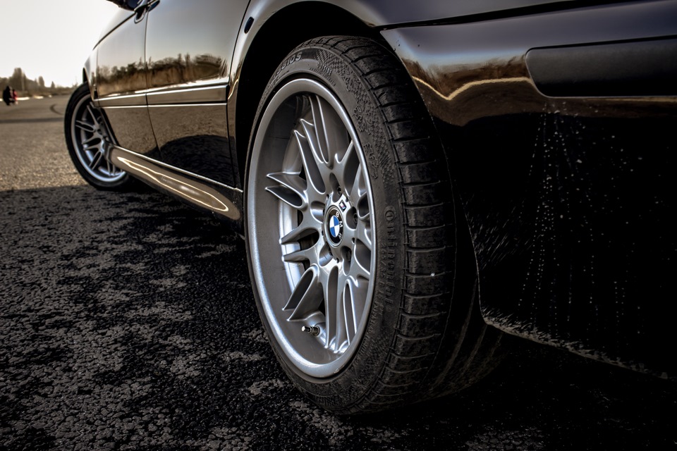 Фото M/// y 5