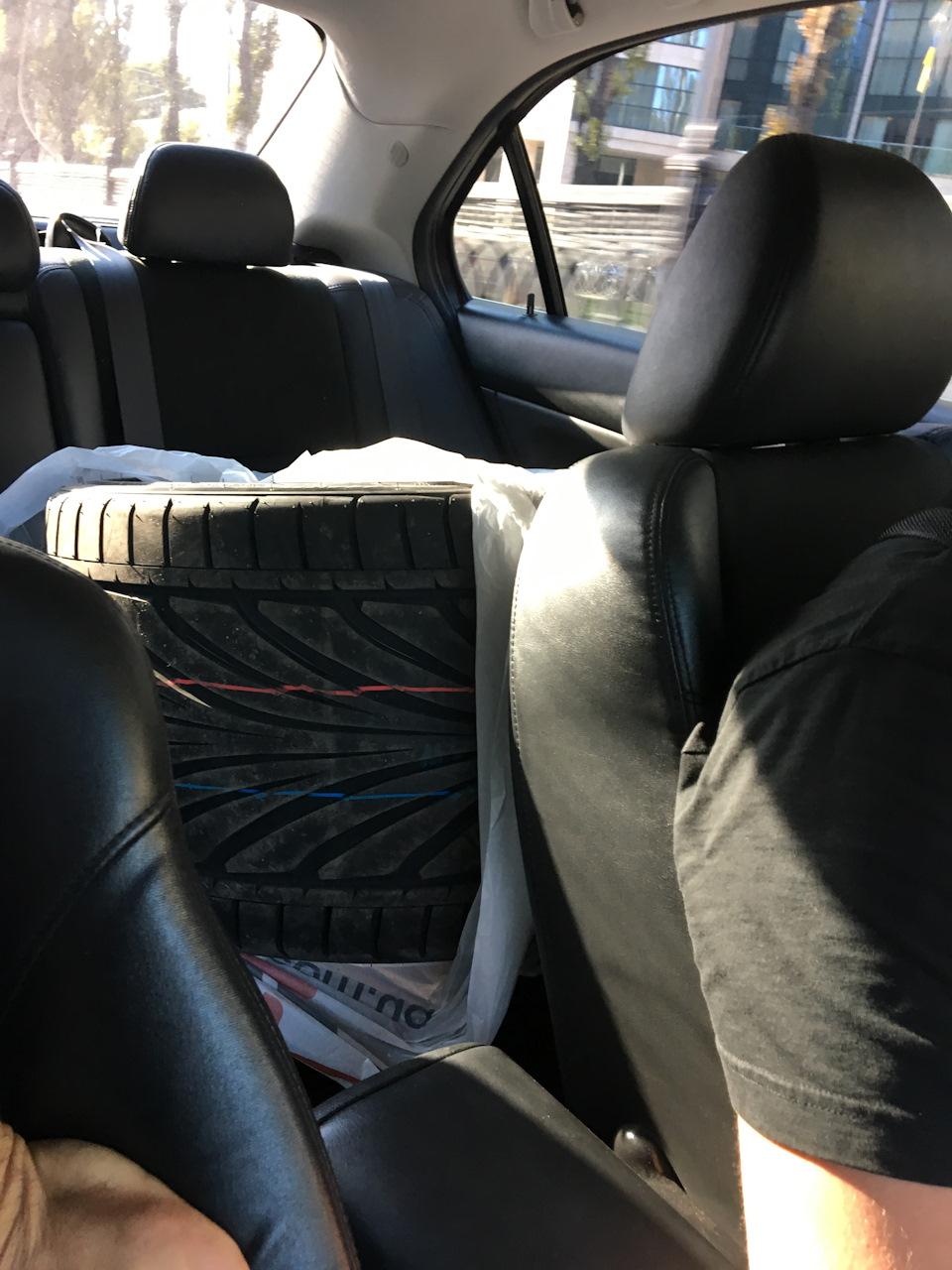 Поліровка полиць+гума 345/25r20 1