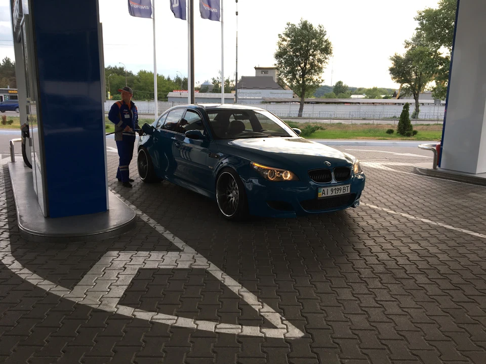 Wide body на дорозі
