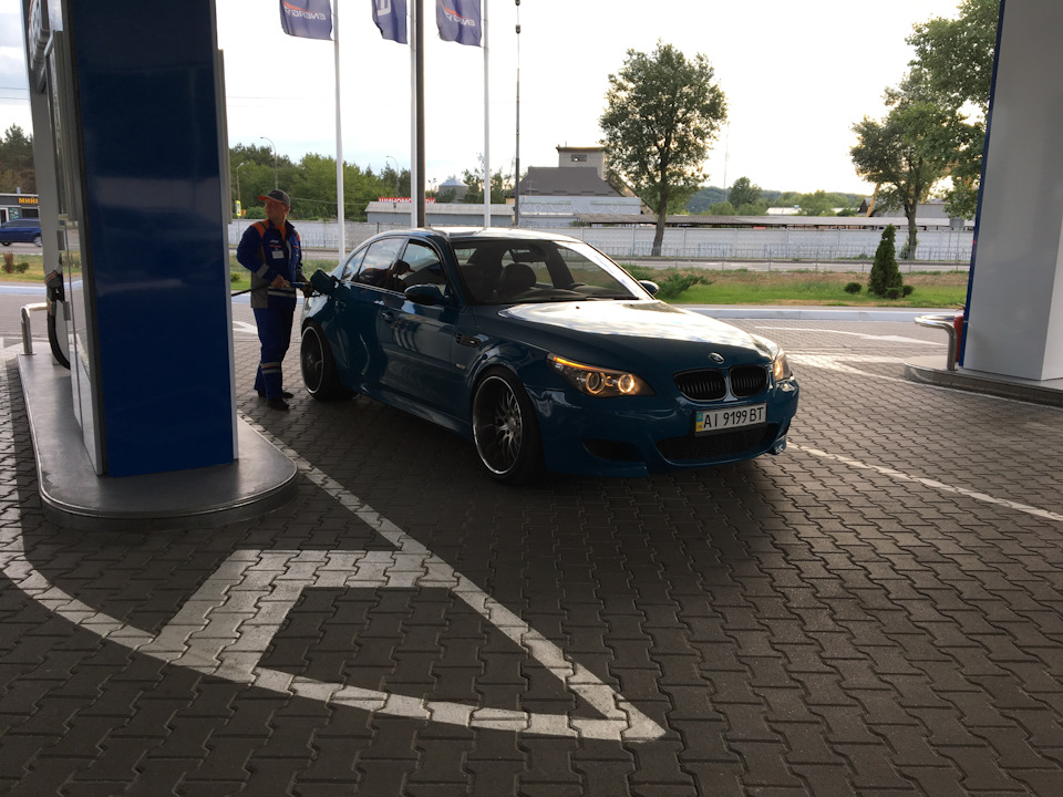 Wide body на дорозі 1