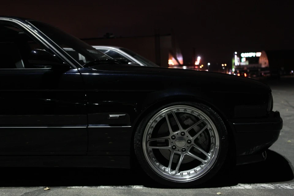 ///M5 E34 AC Schnitzer Typ 3 Rennsport 19 фотосет тизер:)
