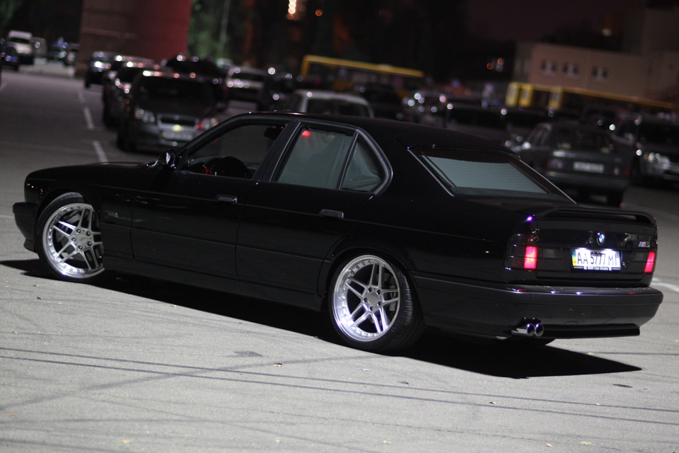 ///M5 E34 AC Schnitzer Typ 3 Rennsport 19 фотосет тизер:) 5