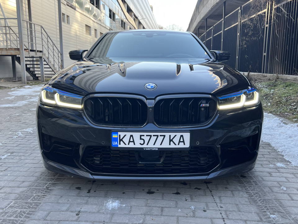 Капот М5CS+ night vision LCI 1
