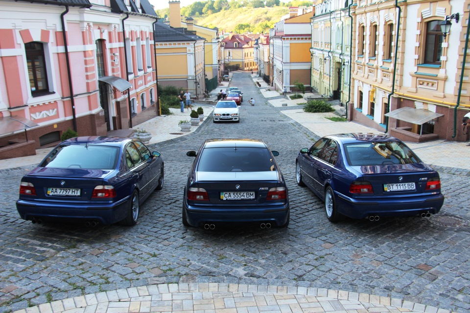 1600л.с і 2000Нм або 4-ре М5 3