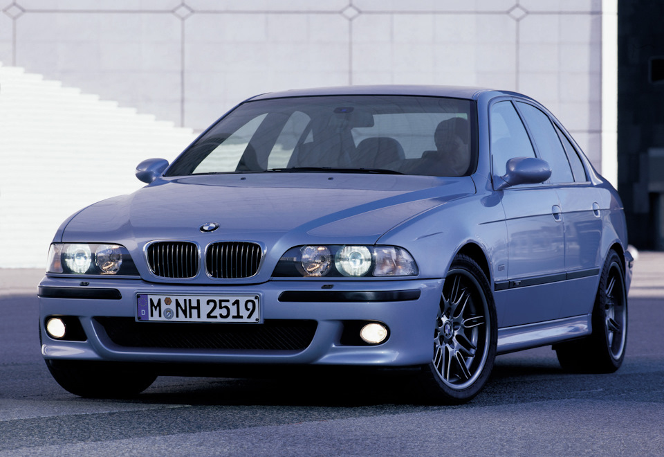BMW M5 - Der Souverän 1