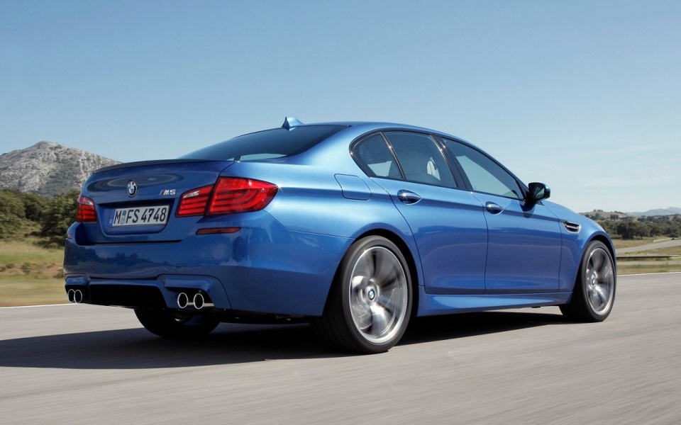 Витрата палива та експлуатація BMW ///M5 5