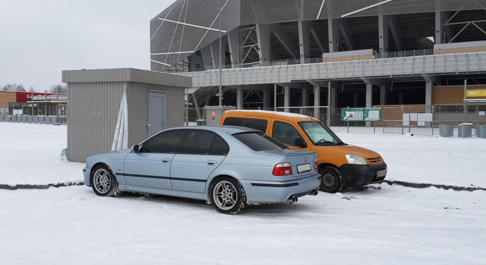 Зимовий Дрифт Е39 М5 1