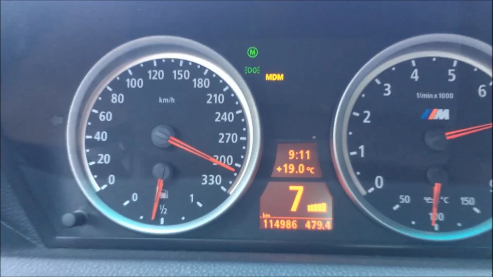 BMW M6 розганяється до 309 км/год ⒶⓀⓎⓁⒶ