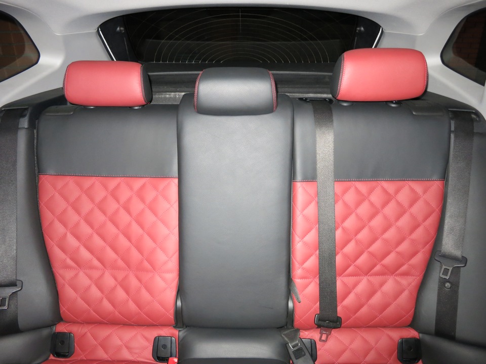 Перетяжка салону BMW X1 5