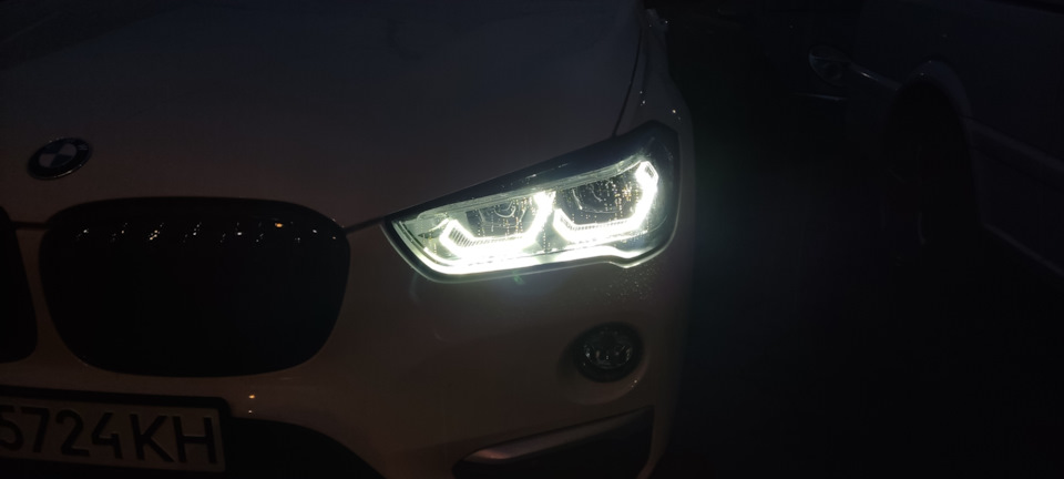 Фари рестайл BMW X1 3