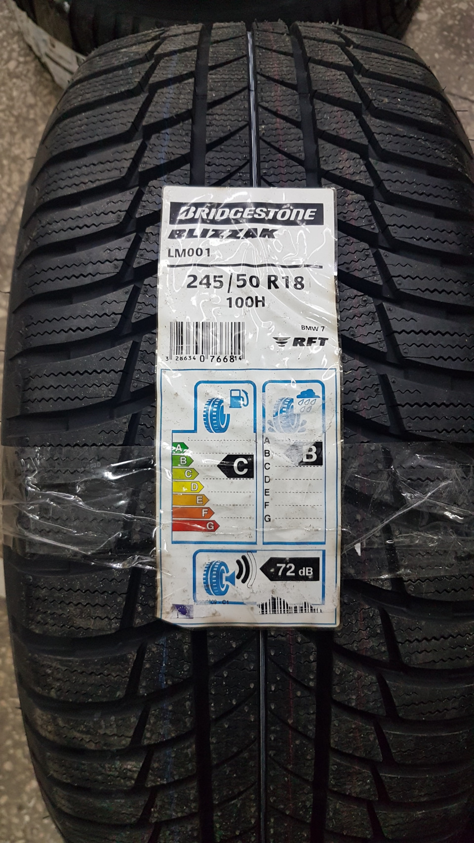 Зимова гума Bridgestone Blizzak LM-001 1