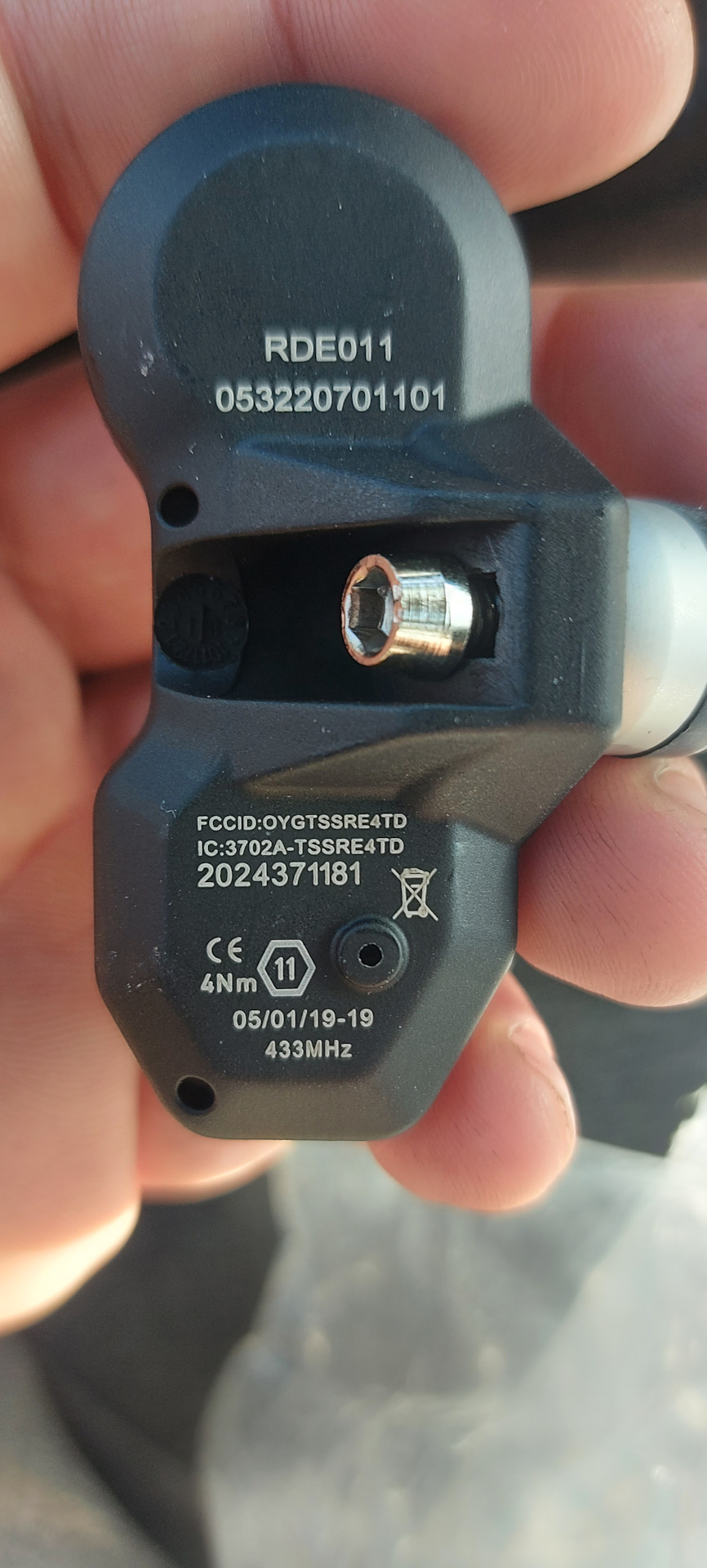 Як прописати нові датчики TPMS тиску шин 1
