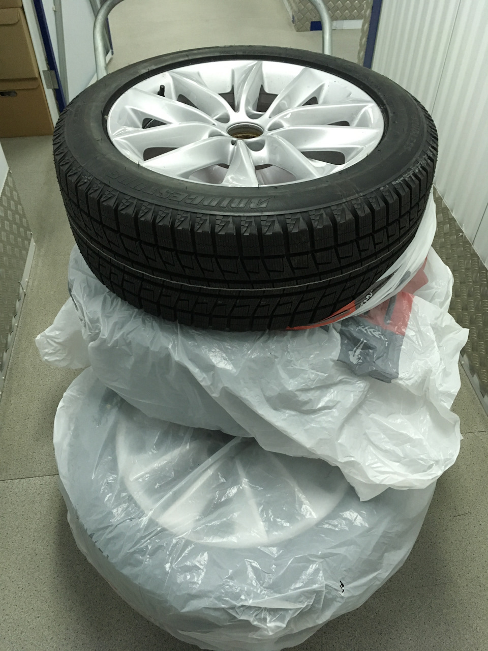 Зимовий Bridgestone Blizzak RFT 18 RunFlat 1