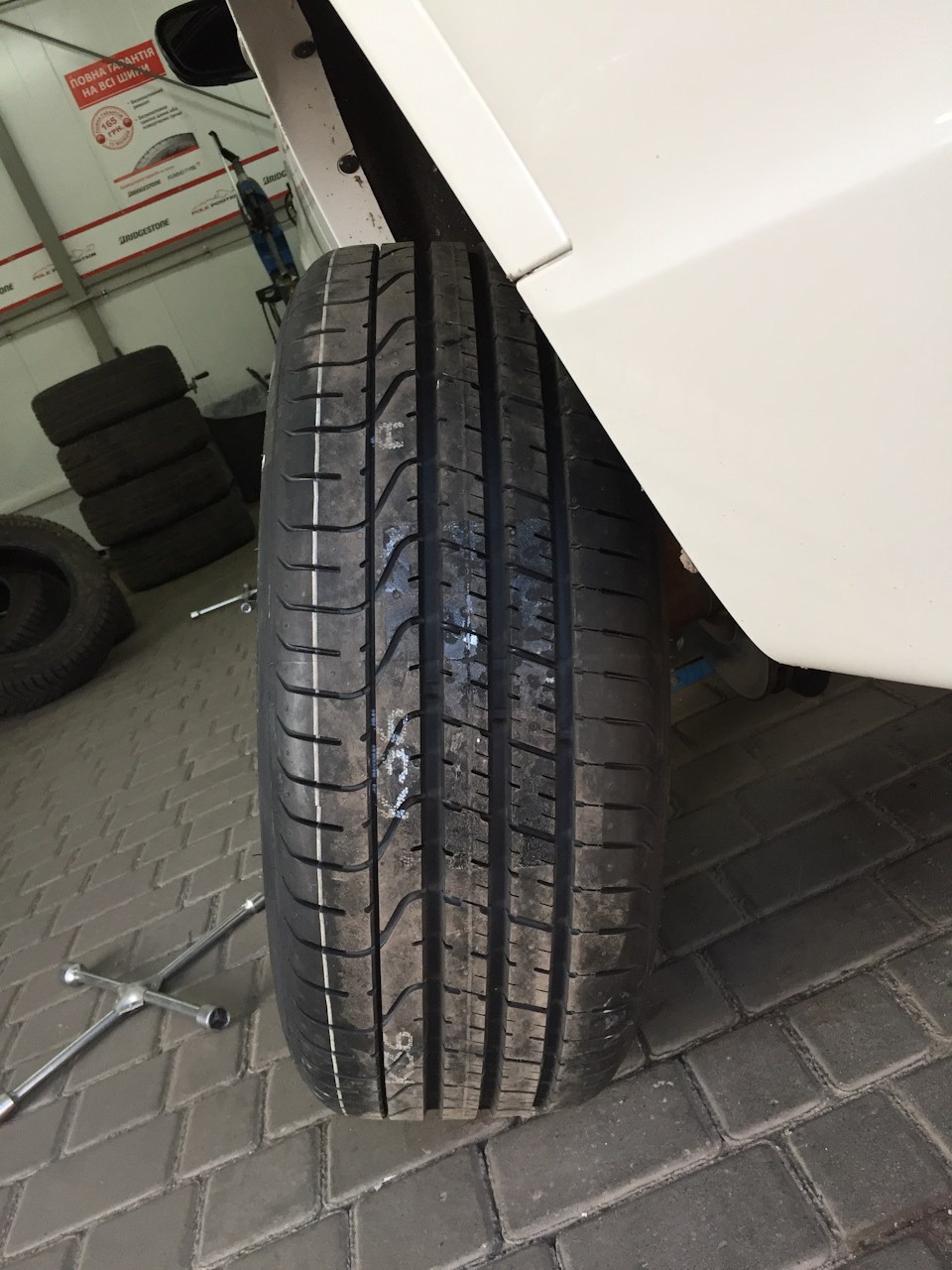 Pirelli Pzero 245/45 R19 1