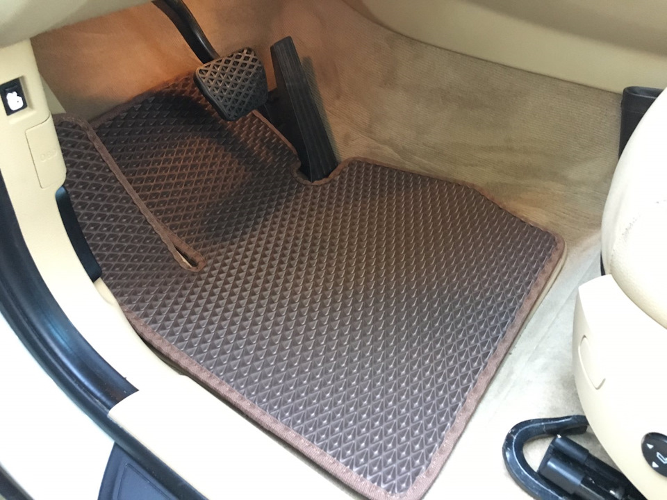 Килимки в салон для BMW X3 F25 '10-17, EVA-полімерні, коричневі (Kinetic) 4