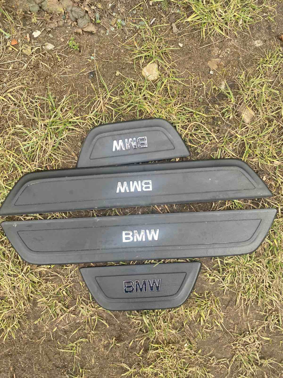 Декоративні накладки на пороги BMW X3 F25 2