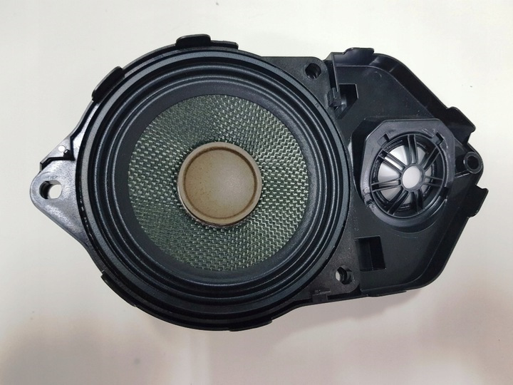 Хто стикався із встановленням колонки HARMAN/KARDON у торпедо? 2