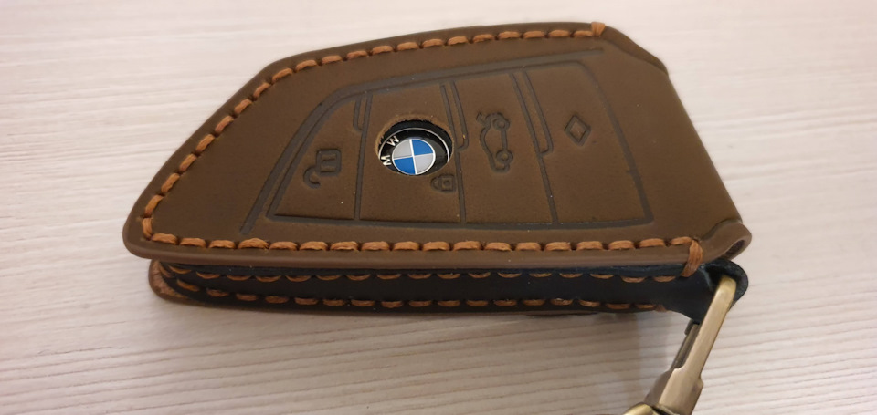 Красивому авто красивий чохол для ключа 5