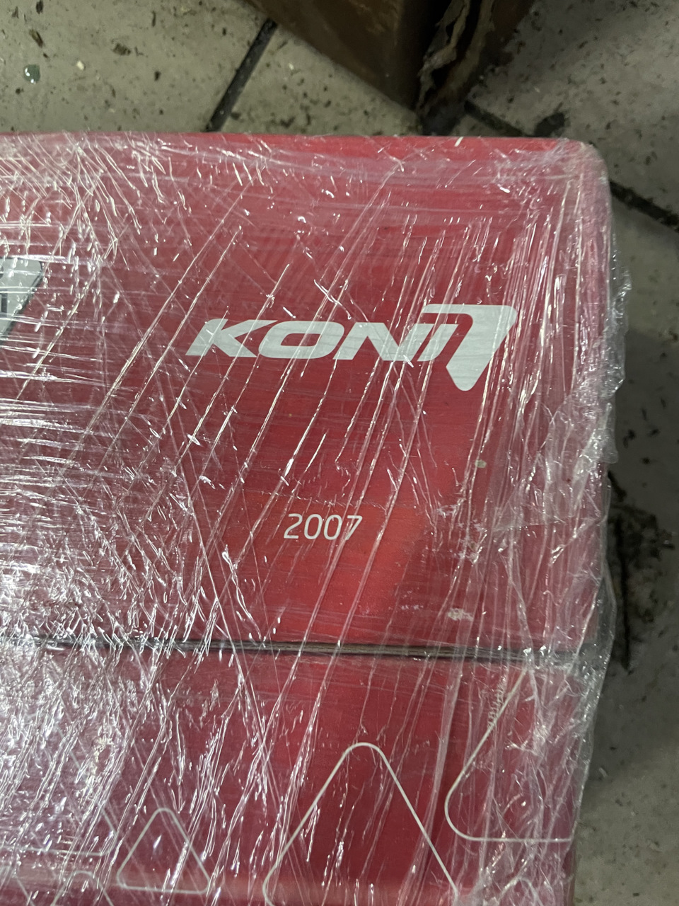Koni просто Koni. Заміна передніх амортизаторів. Без edc) 1