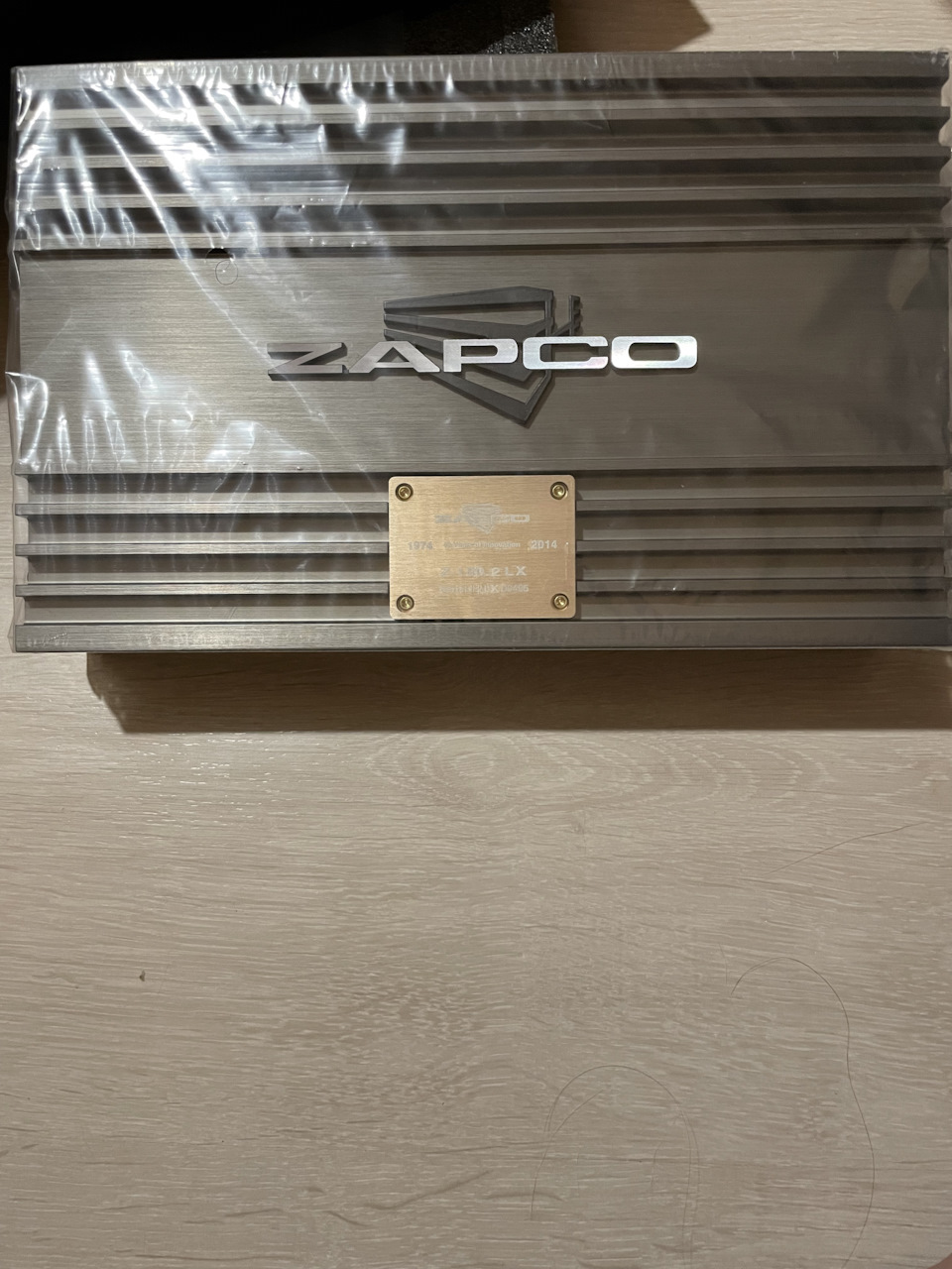 Новий красень Zapco z-150.2 lx 1