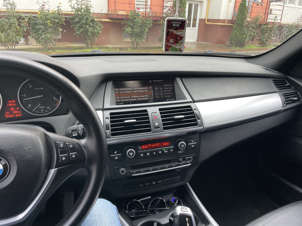 Заміна алюмінію на дерев'яні вставки BMW X5 e70 1