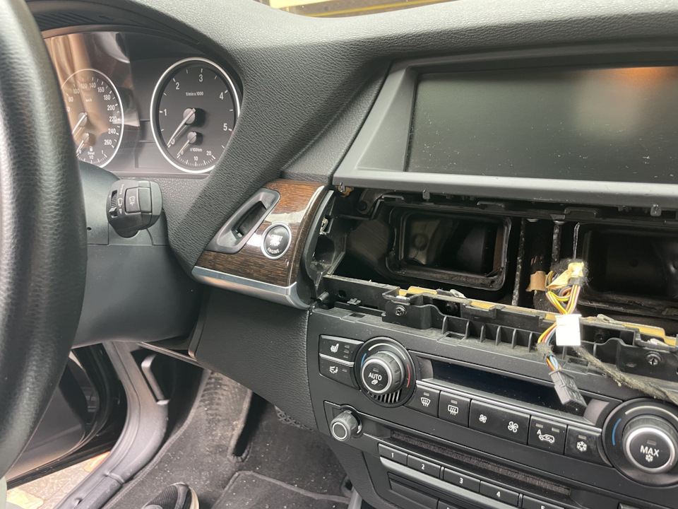 Заміна алюмінію на дерев'яні вставки BMW X5 e70 3