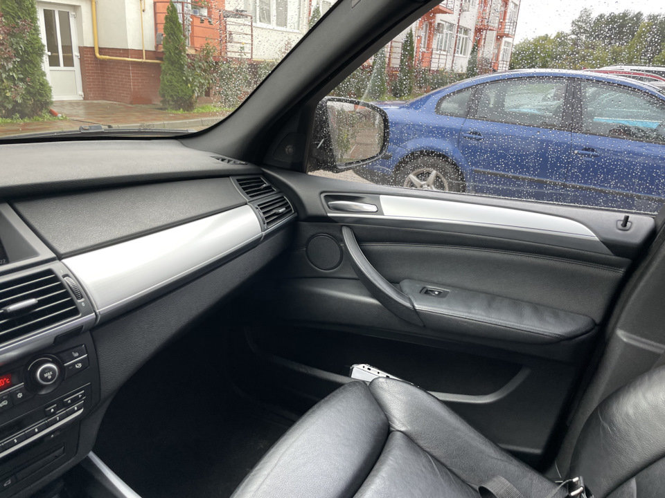 Заміна алюмінію на дерев'яні вставки BMW X5 e70 2