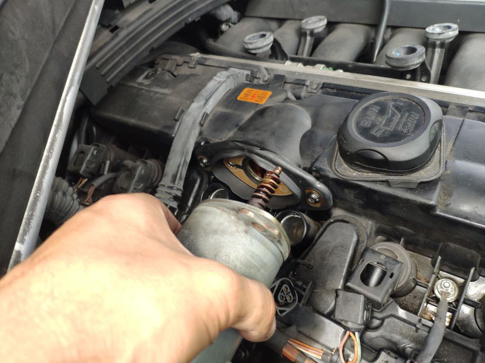 Заміна прокладки Valvetronic 2