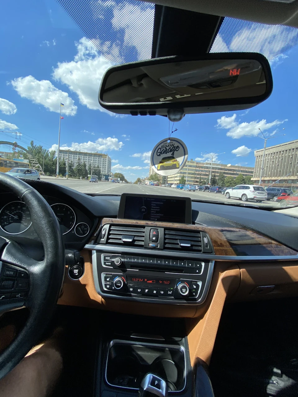 Поповнення bmw f30 CALIFORNIA