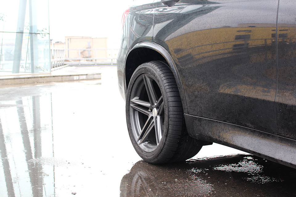 Літні диски. Vossen VFS-5 3