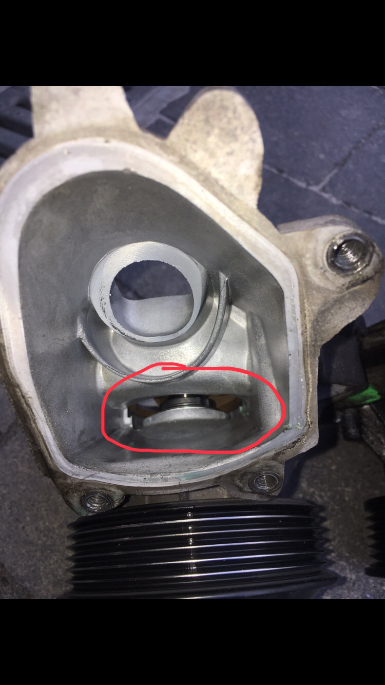 SKF👎👎👎 Заміна помпи або два роки у пошуках перегріву. 2