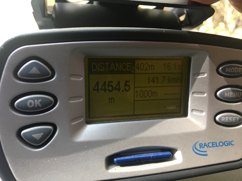 Розгін до 100 і проходження 402 м. по Racelogic 5
