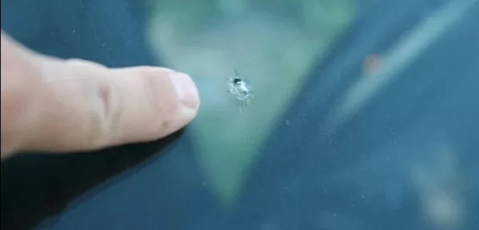 Сколи на лобовому склі