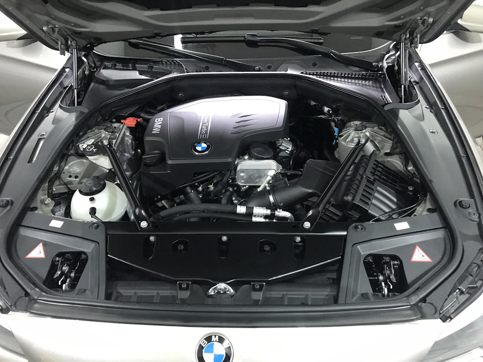 Детейлинг услуги от местного дилера BMW 1