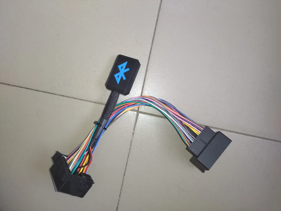 Встановлення Bluetooth 5.1 та заміна амортизаторів капота