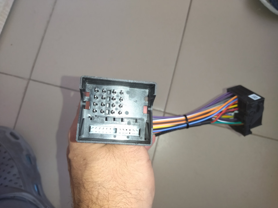 Встановлення Bluetooth 5.1 та заміна амортизаторів капота 3