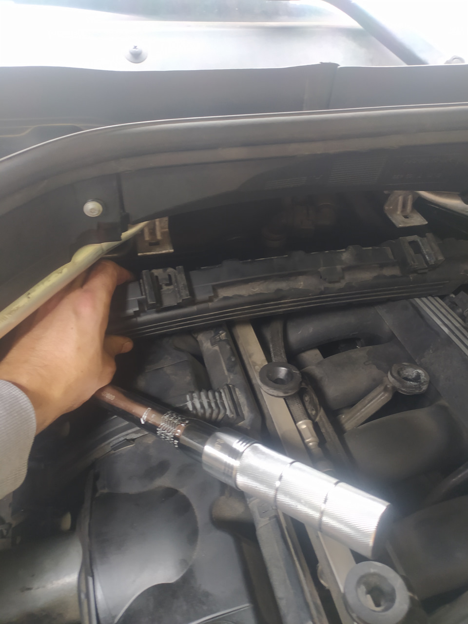 Заміна свічок DENSO IKH20TT 2