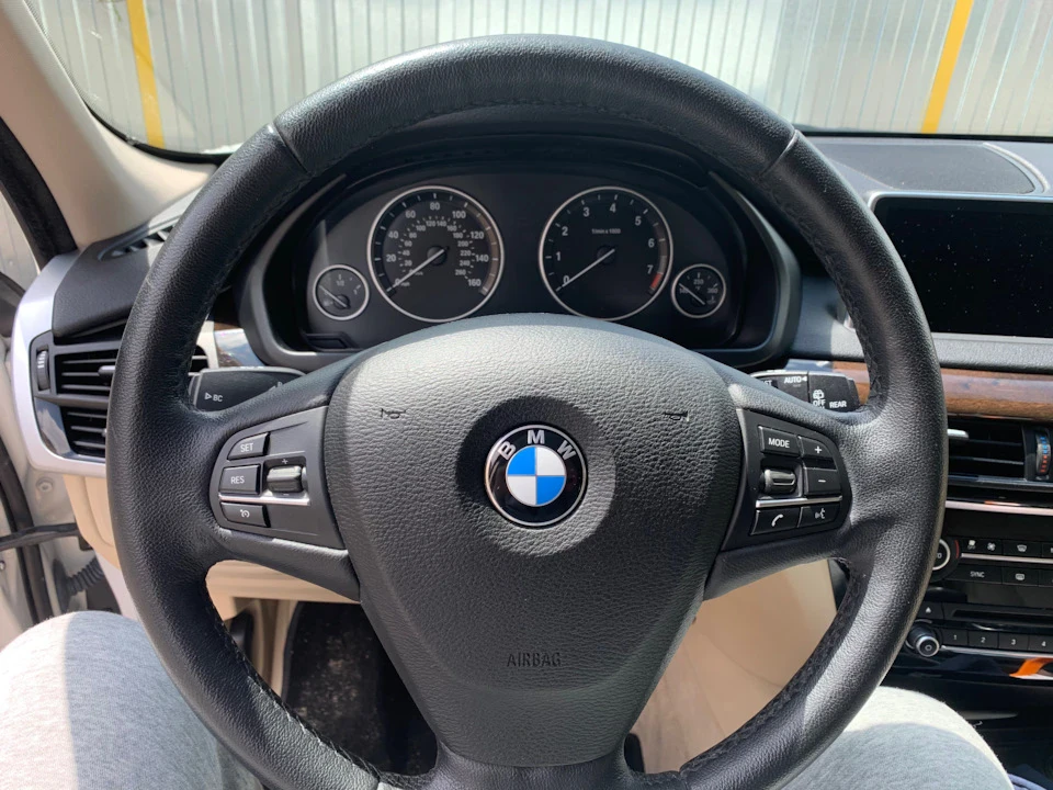 Встановлення M-керма на BMW X5 F15 (докладний посібник)
