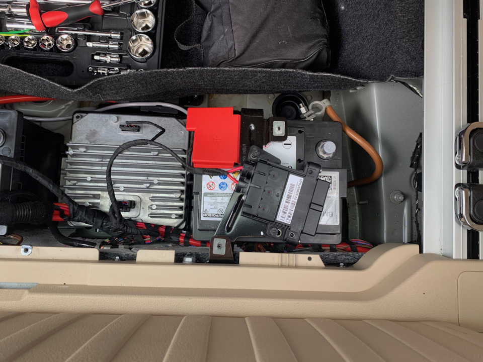 Встановлення M-керма на BMW X5 F15 (докладний посібник) 4