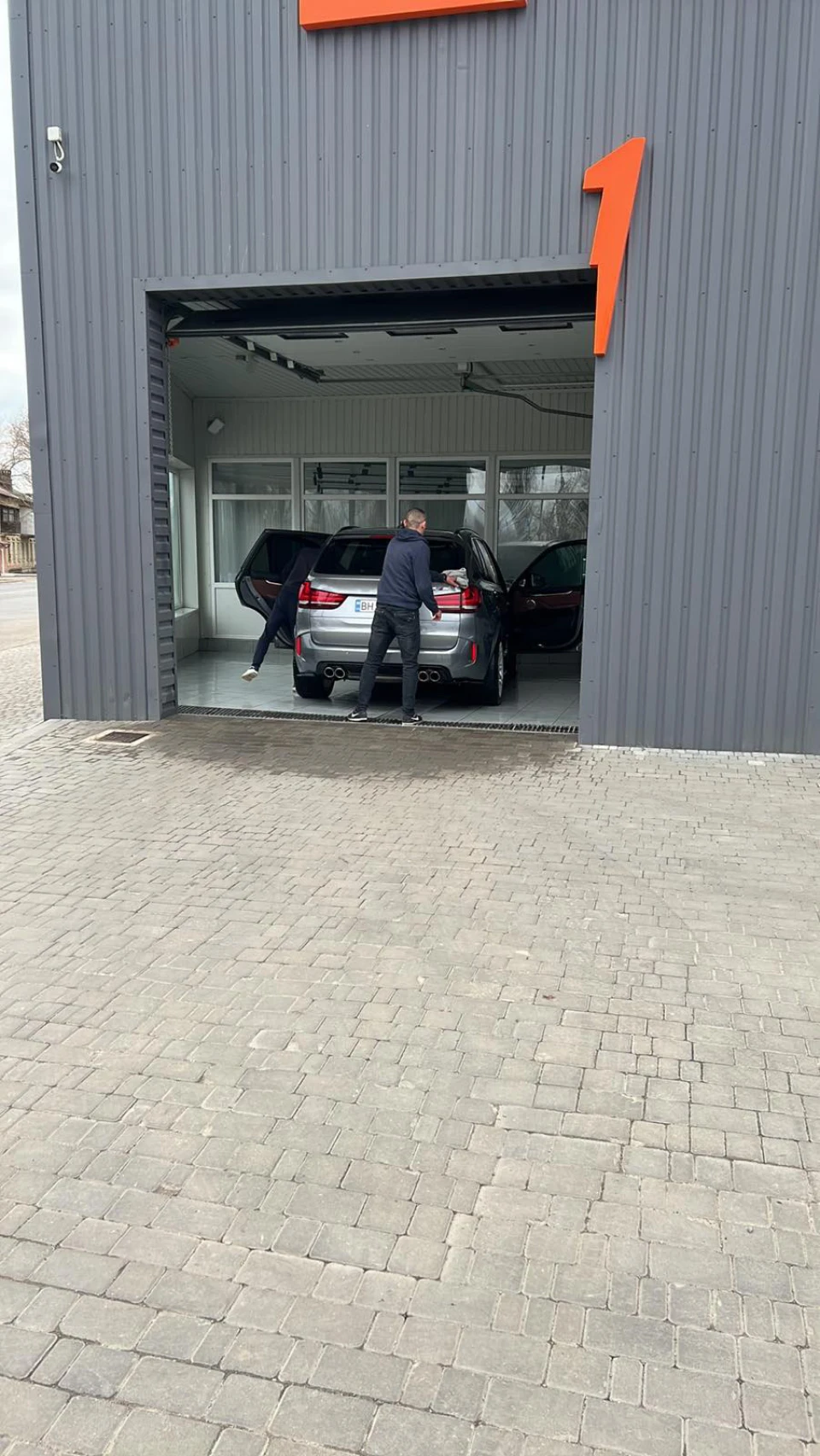 Колгосп та Оригінальний BMW 😃