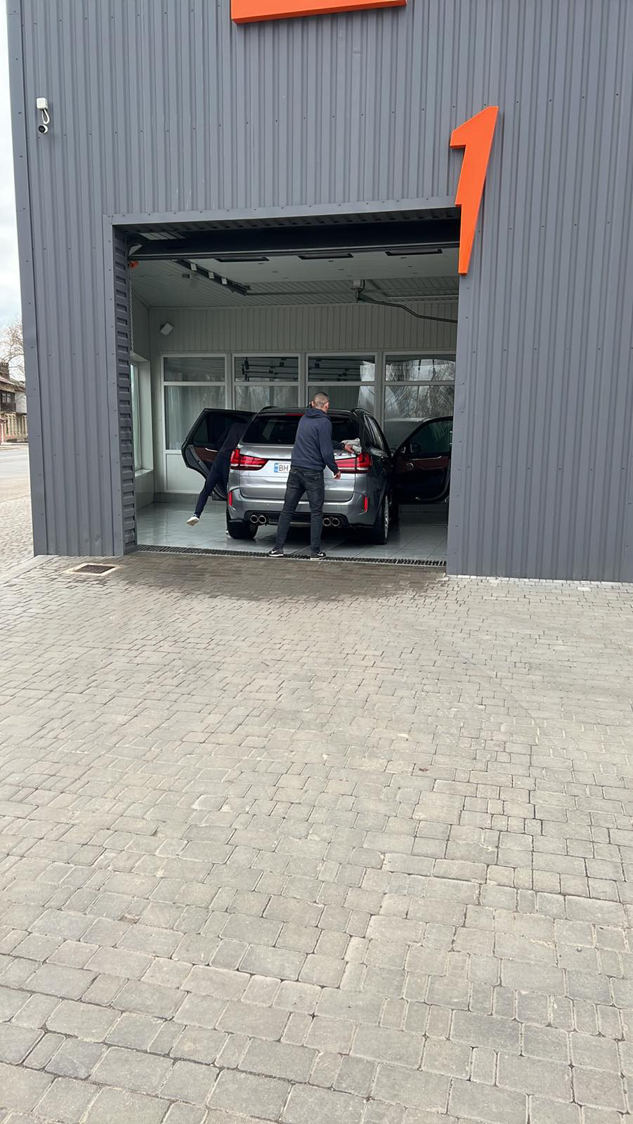 Колгосп та Оригінальний BMW 😃 1