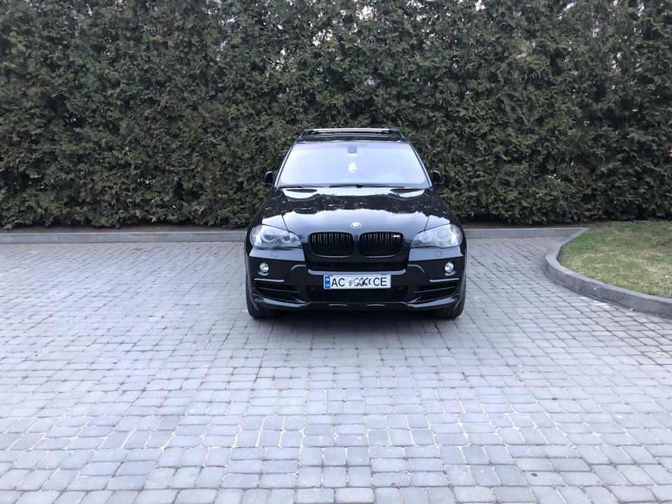 Зробив кілька фоточок свого BMW X5 E70 5
