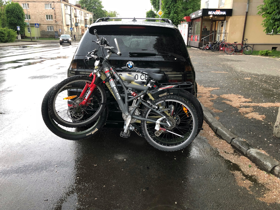 Сьогодні купив велобагажник THULE Xpress TH-970 5