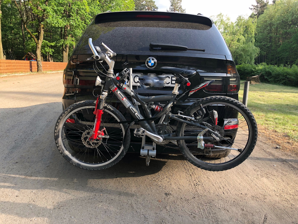 Сьогодні купив велобагажник THULE Xpress TH-970 3