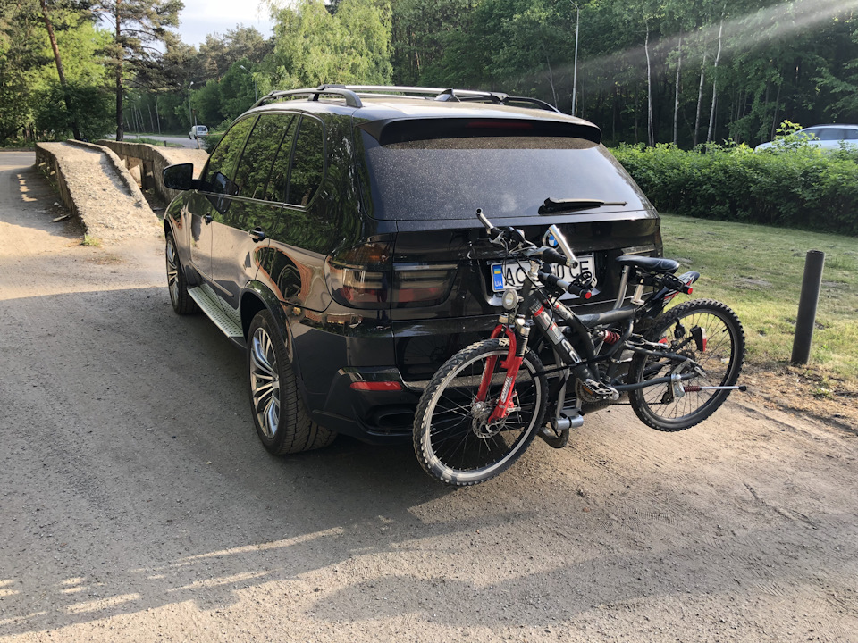 Сьогодні купив велобагажник THULE Xpress TH-970 2