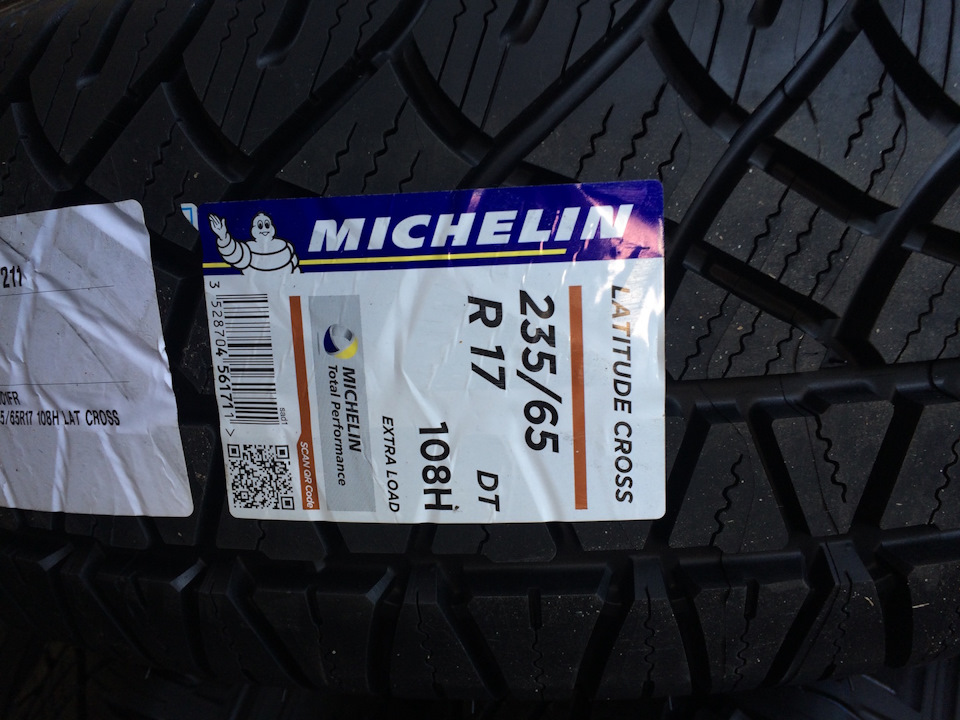 Michelin Latitude Cross =) 5
