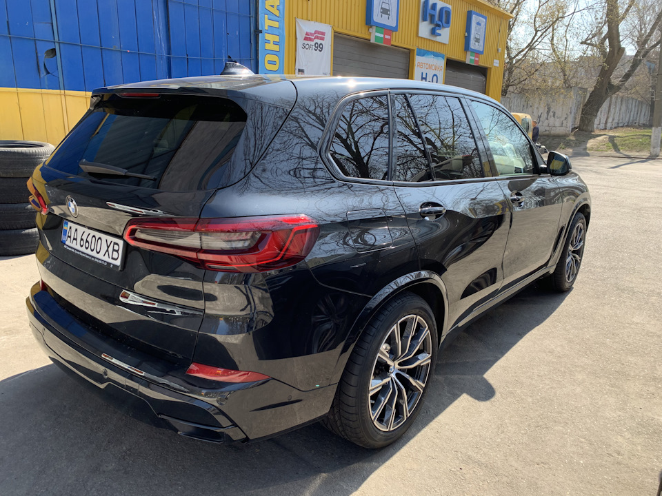 Переобув авто - нових дисках та гумі 1