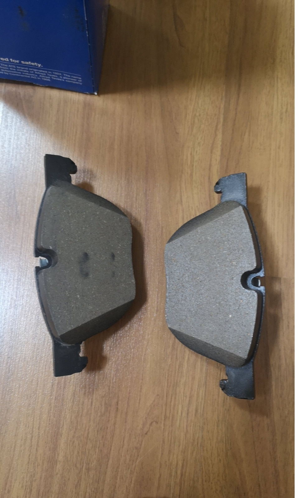 Заміна передніх гальмівних колодок АТЕ ceramic 2