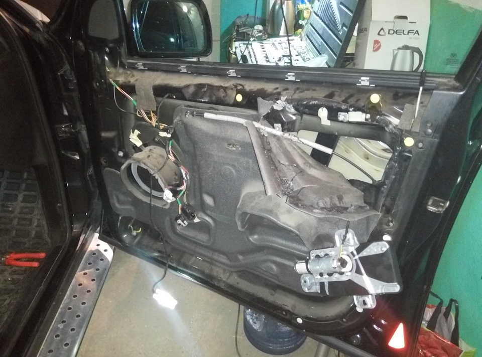 11 регулювання троса ручок дверей bmw x5 e53 2